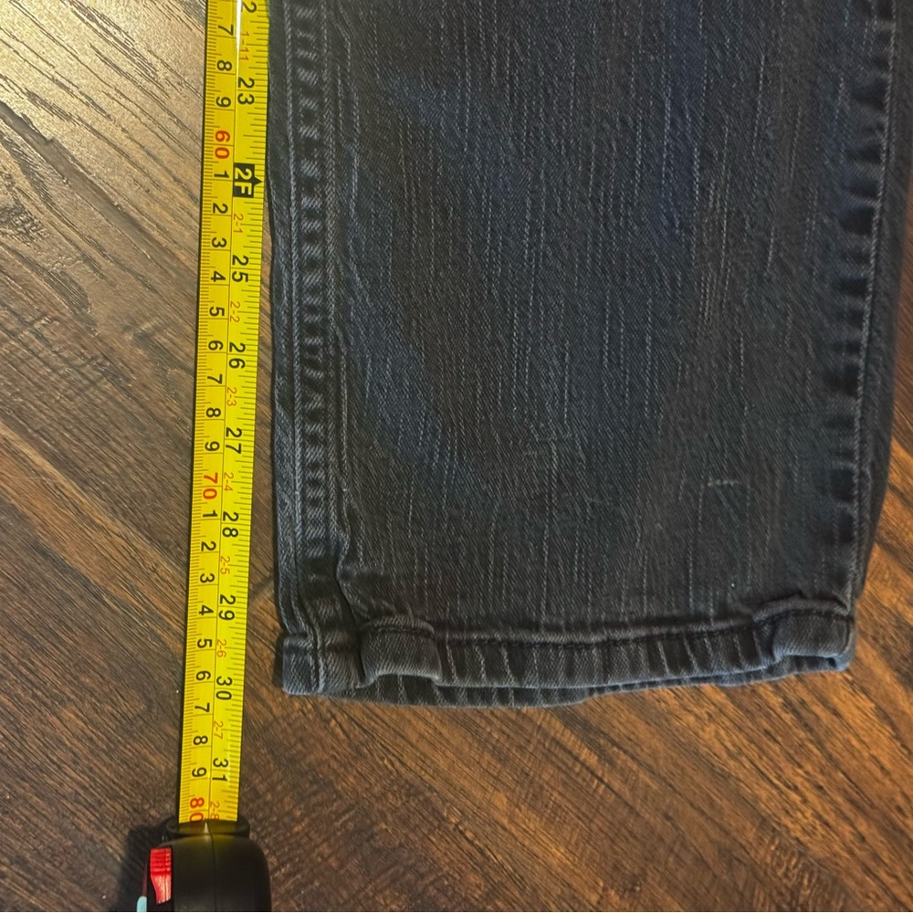 Levi's 514 Slim Straight Black Jeans (ACTUAL measurement 34x30) - Picture 9 of 10